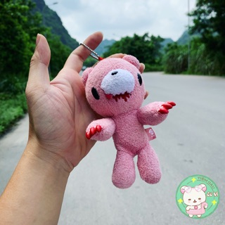 Móc khoá + hộp bút gấu máu