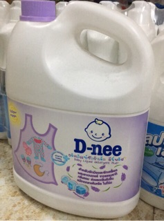 Nước giặt Dnee