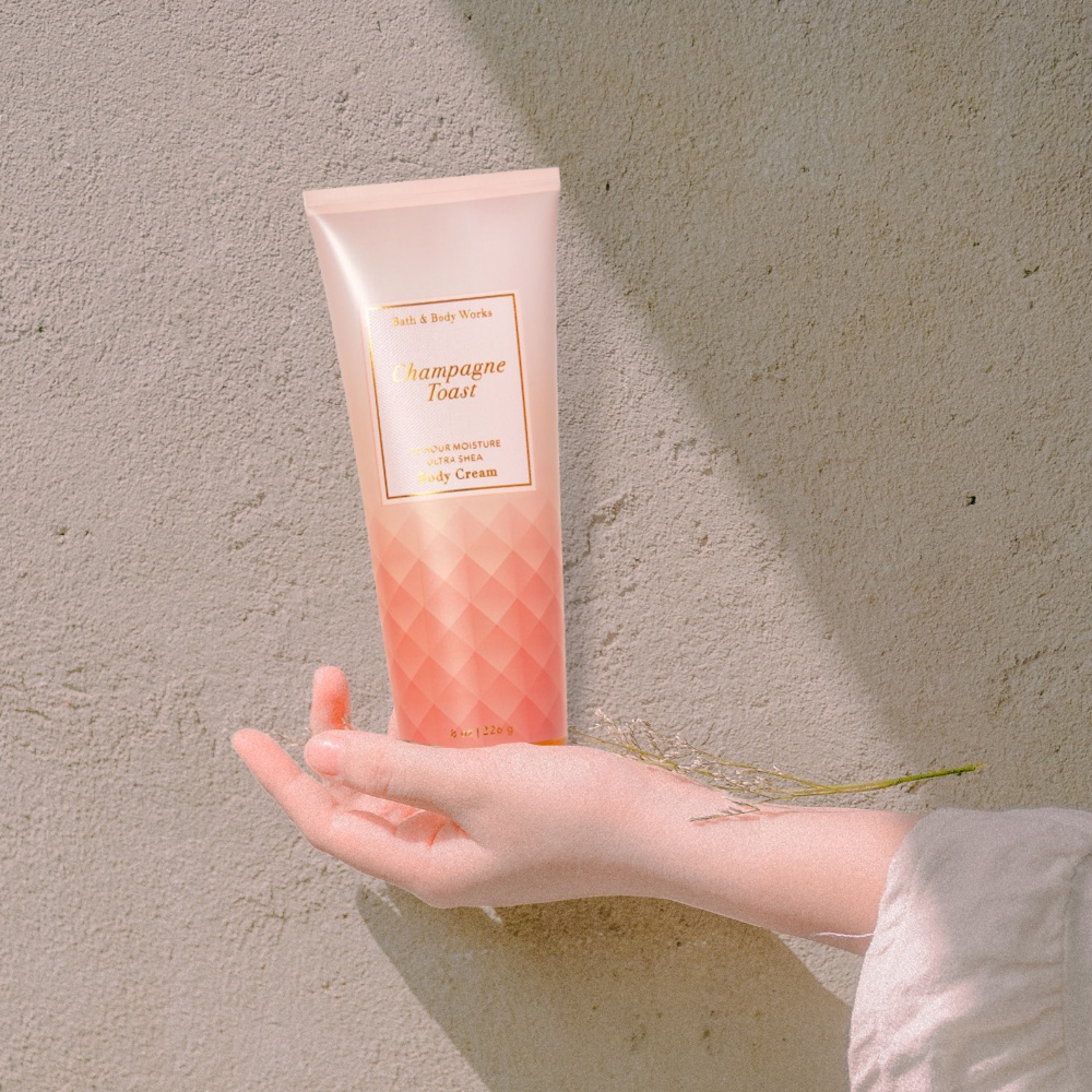 Kem Dưỡng Da Bath & Body Works - Champagne Toast Body Cream 226ml