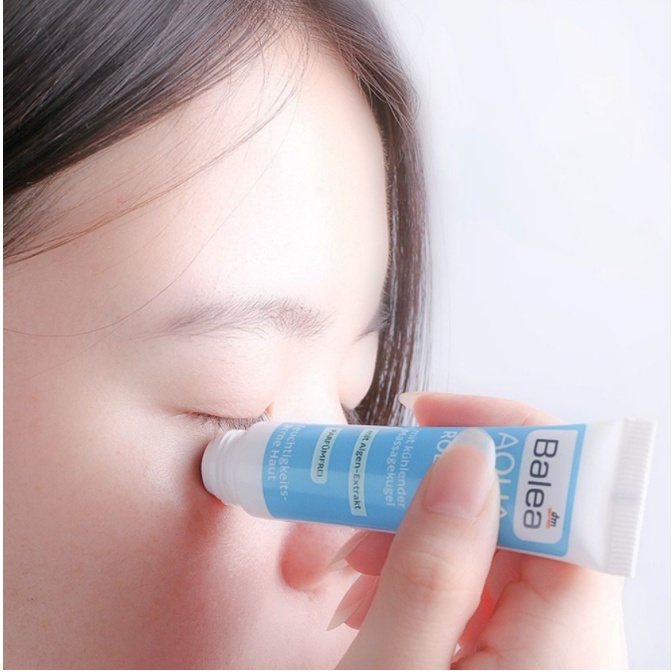 Lăn dưỡng mắt Balea Aqua Đức 15ml, lăn mắt mát xa giảm thâm quầng mắt - Shop Viloet