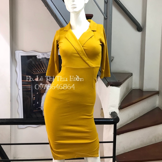 Váy body cổ vest