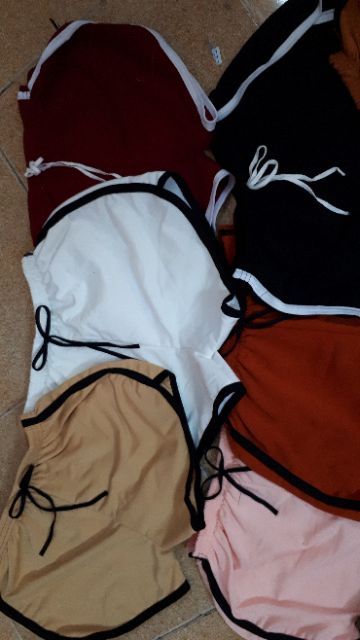 Quần short đùi viền thể thao