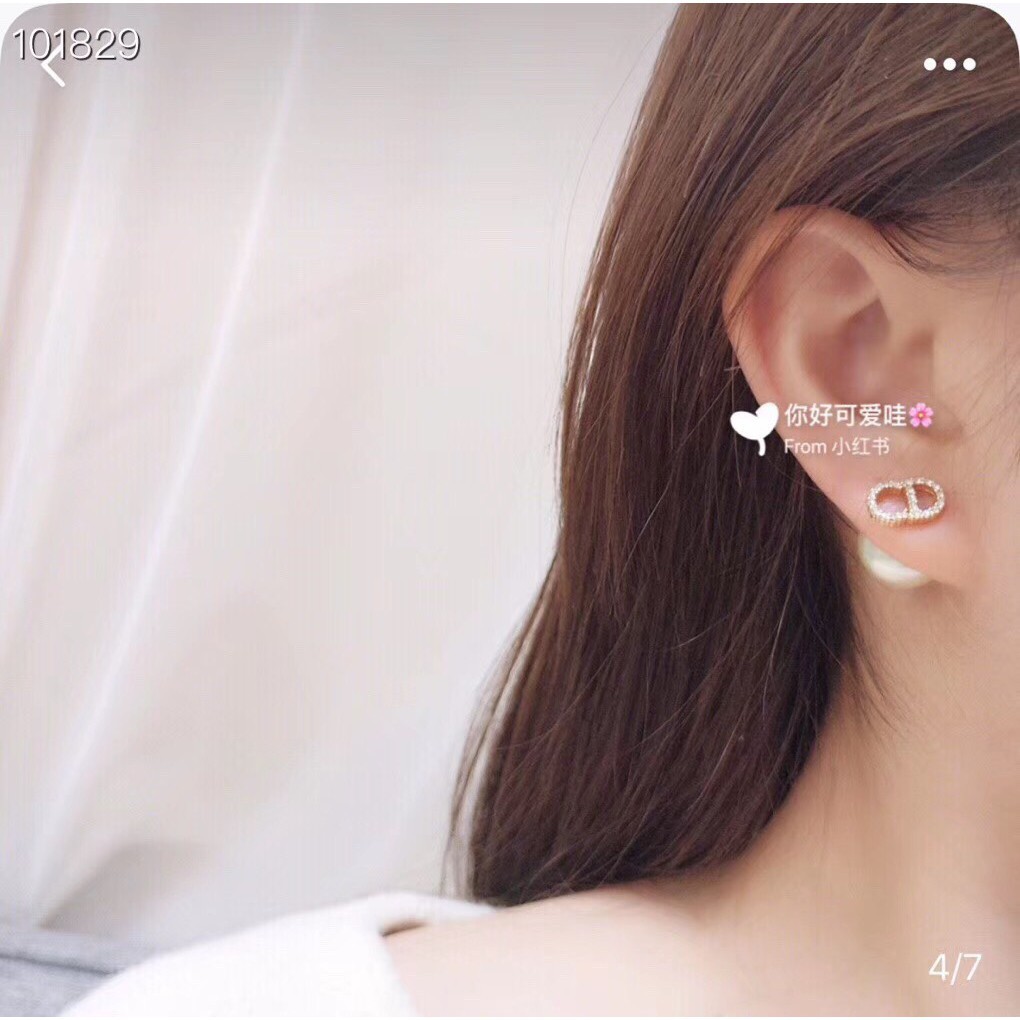 Bông tai ngọc trai nữ đính kim cương và chữ CD mới