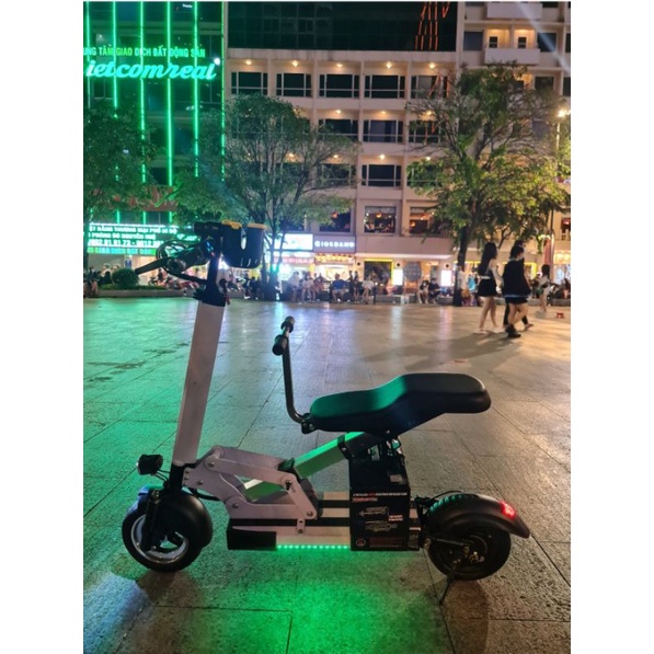 XE ĐIỆN SCOOTER CAO CẤP MẸ BỒNG CON 2 NGƯỜI NGỒI-) .3 CHẾ ĐỘ TỐC ĐỘ