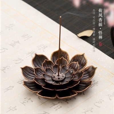 Đế Cắm Nhang 6 Lỗ Hình Hoa Sen Bằng Đồng Cho Thờ Cúng