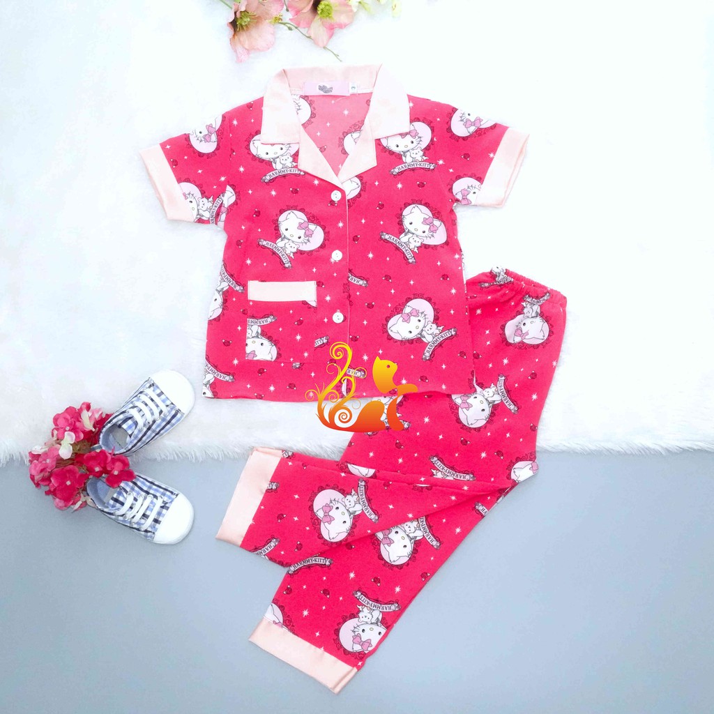 Bộ Đồ Pijama Satin Lụa Hàn "Kít ti mèo" Phối Cổ Trơn Quần Dài Cho Bé - Từ 12kg - 42kg.