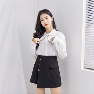 Chân váy vạt chéo