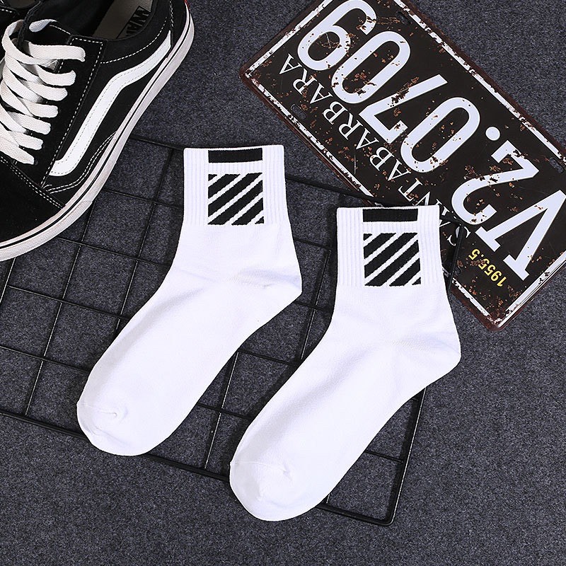 VỚ OFF-WHITE - Cổ lửng