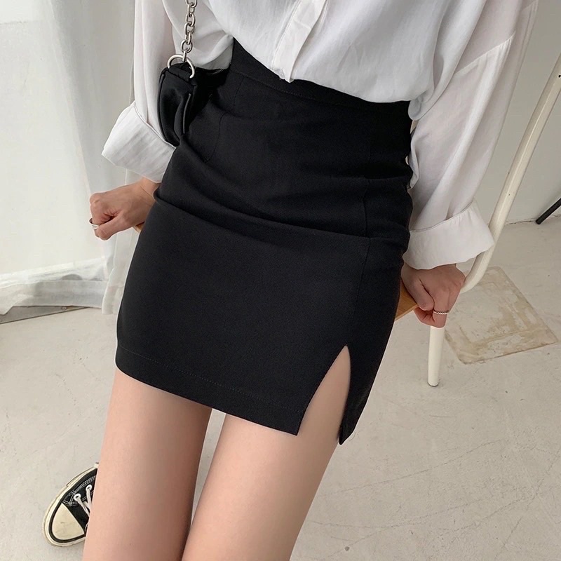 Chân váy chữ a ngắn trơn đen xẻ 1 bên | BigBuy360 - bigbuy360.vn