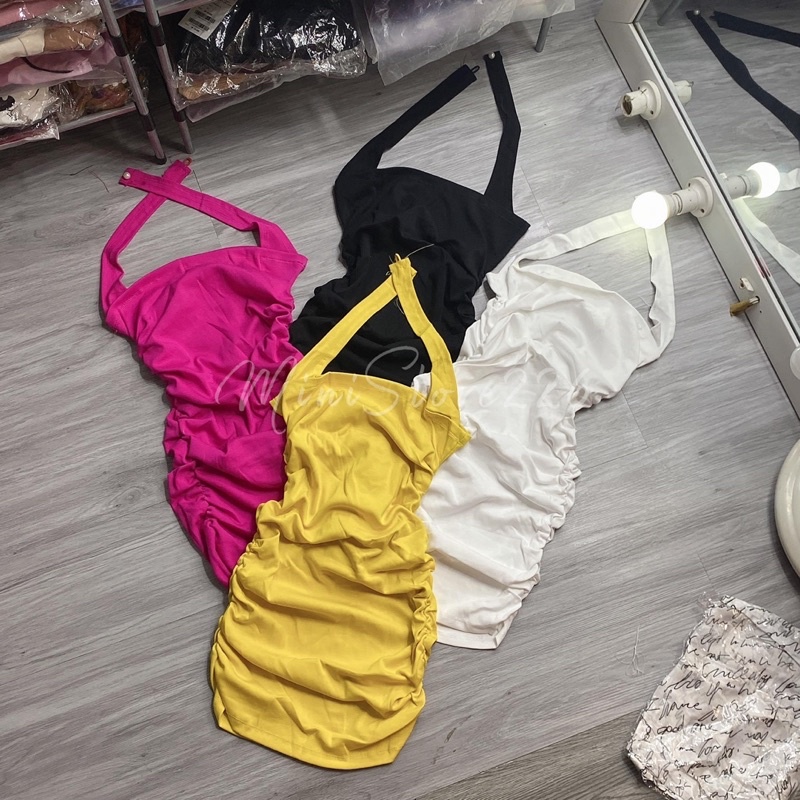 ĐẦM BODY CỔ TREO NHÚN HÔNG