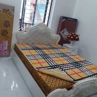 Thảm nhung trải giương lông tuyết
