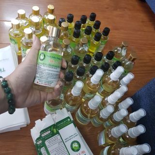 Dầu tràm" mẹ và bé"