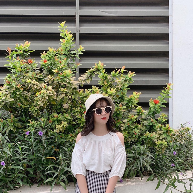 Áo khoét vai,Áo hở vai