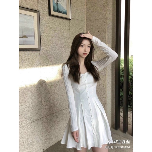 ĐẦM TRẮNG TAY DÀI