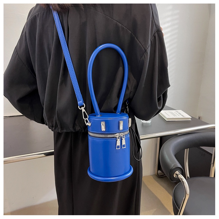 Túi Xách JASMIN NOIR Bucket Da PU Đính Đinh Tán Thời Trang Cá Tính Cho Nữ
