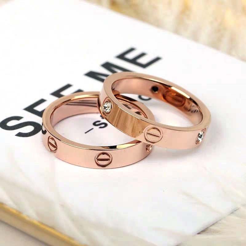 Nhẫn Thép Titan Mạ Vàng Hồng 18K Đính Kim Cương Sang Trọng | Trang Sức Thời Trang Thép Không Gỉ Hàng Bán Sỉ