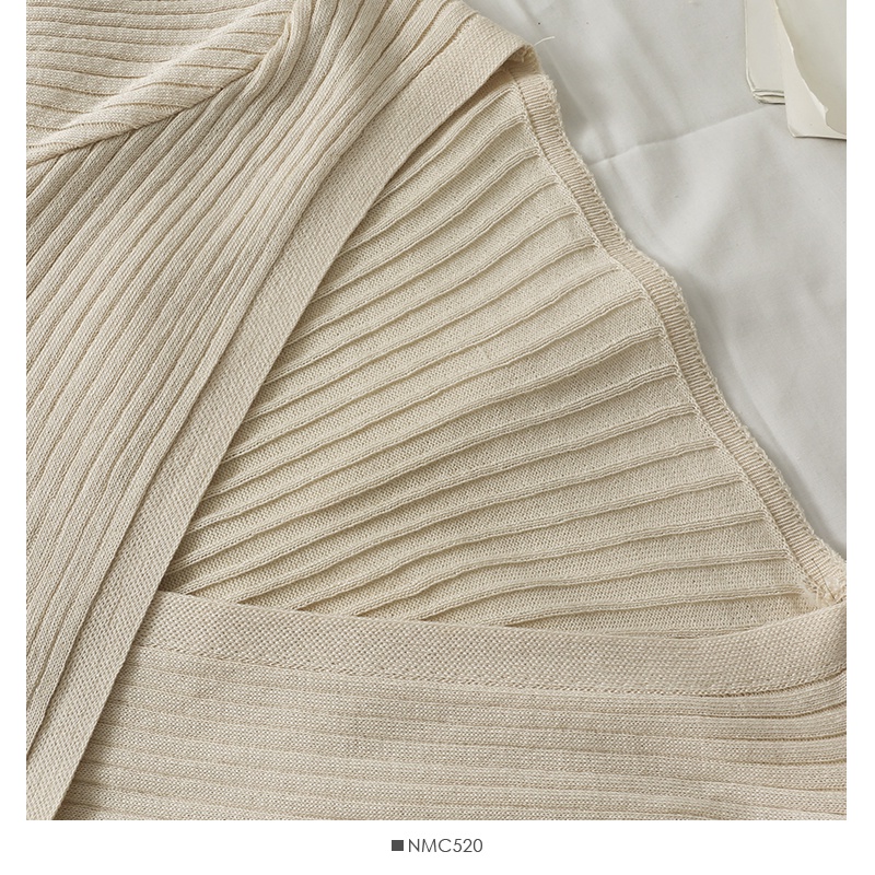 Áo Dệt Kim Tay Ngắn Thiết Kế Cổ Chữ V Nữ Tính | BigBuy360 - bigbuy360.vn