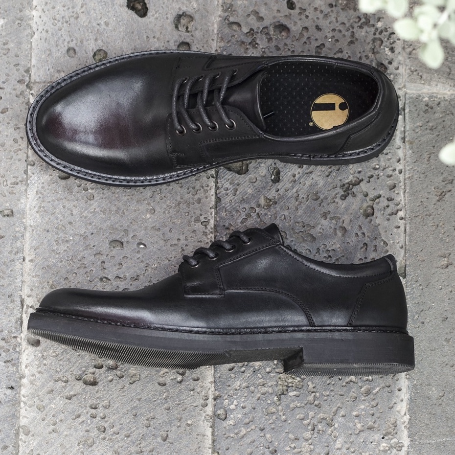 GIÀY DA NAM CÔNG SỞ DA BÒ CAO CẤP DERBY CATERPILLAR ĐEN MŨI TRÒN