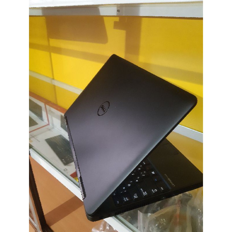 Laptop DELL E5540 i3 LIKE NEW NHẬT. | BigBuy360 - bigbuy360.vn