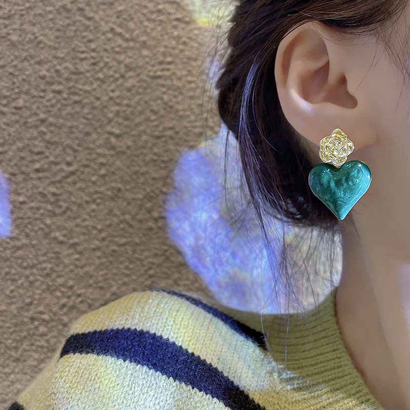 Bông Tai Hình Hoa Bằng Kim Loại Thiết Kế Đơn Giản Phong Cách Mới Thời Trang 2022