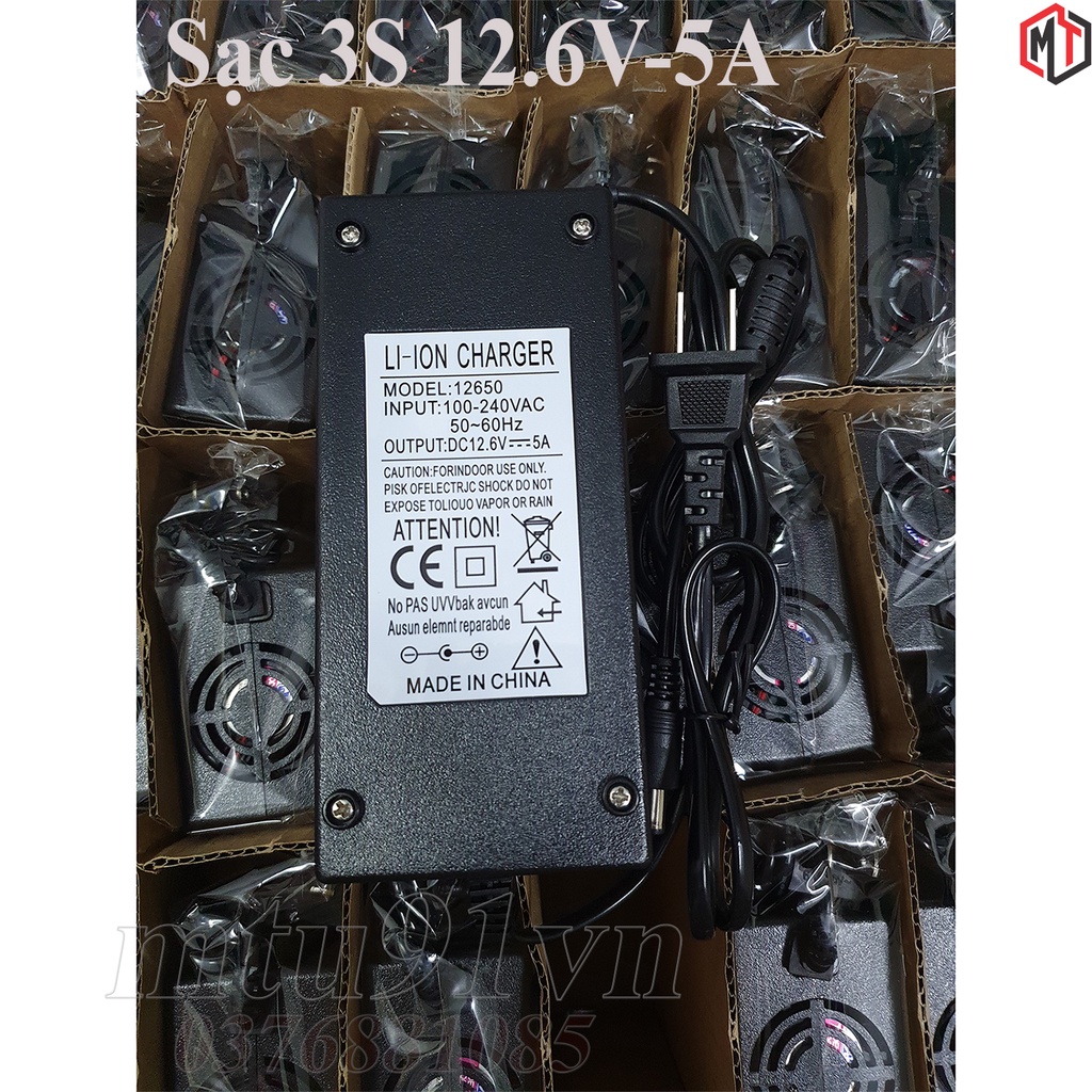 Sạc 3S 12.6V 5A dùng cho pin Lithium Li-ion 18650 3.7V có quạt