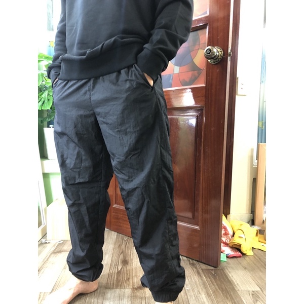 Quần jogger thể thao xuất Hàn dư xịn chất dù lót lưới nam