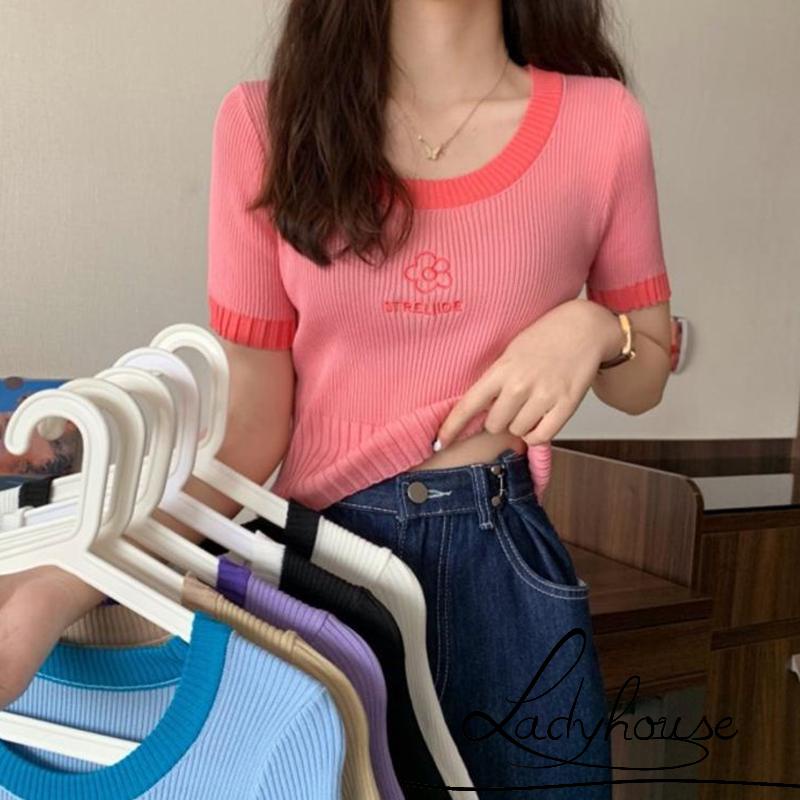 Áo Croptop Dệt Kim Tay Ngắn Cổ Tròn Thêu Họa Tiết Hoa Và Chữ Thời Trang Cho Nữ
