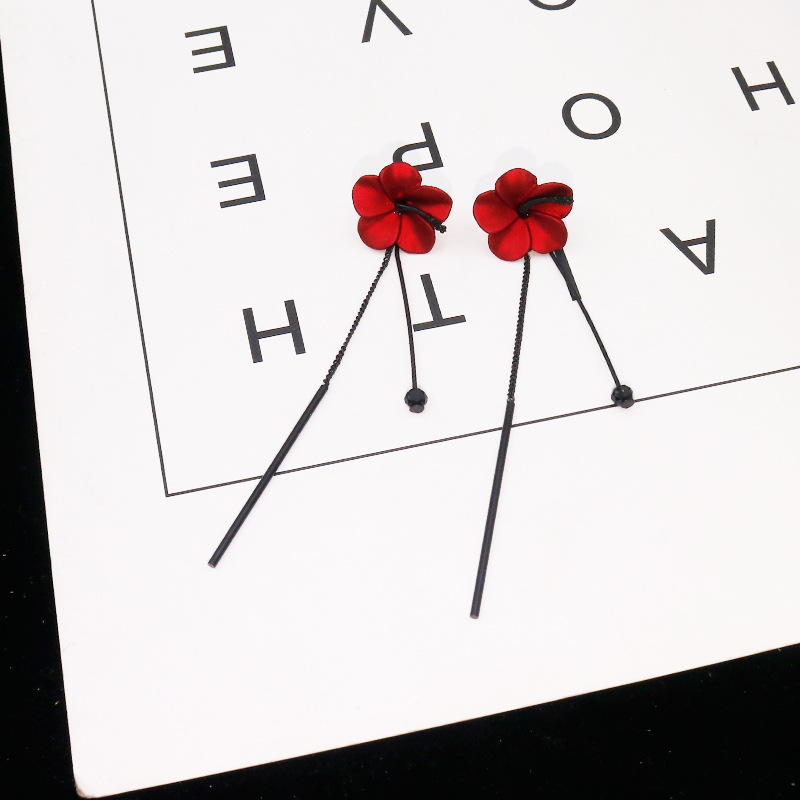 Đôi khuyên tai mạ bạc 925 mặt hình hoa phối tua rua dài