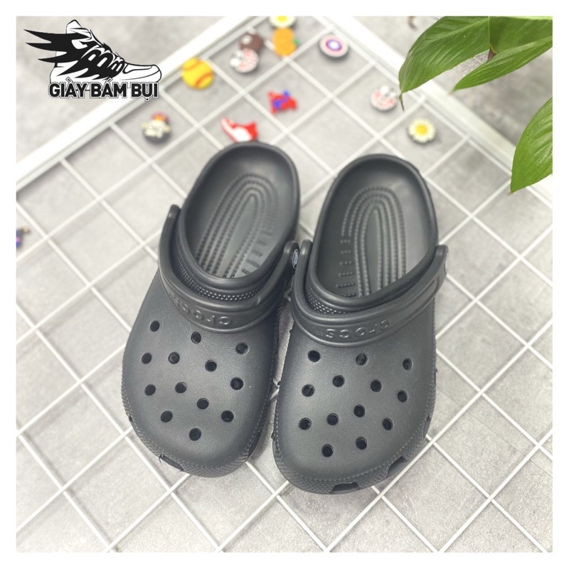 Dép crocs bít mũi có 3 màu kèm sticker trẻ trung