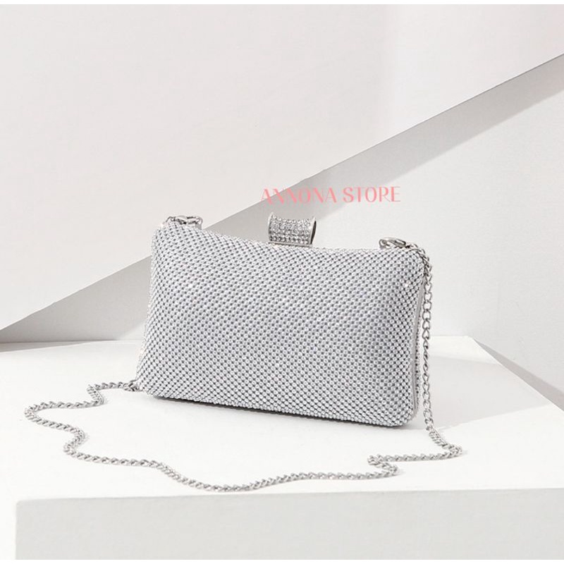 TÚI CLUTCH ĐÍNH ĐÁ TIỂU THƯ