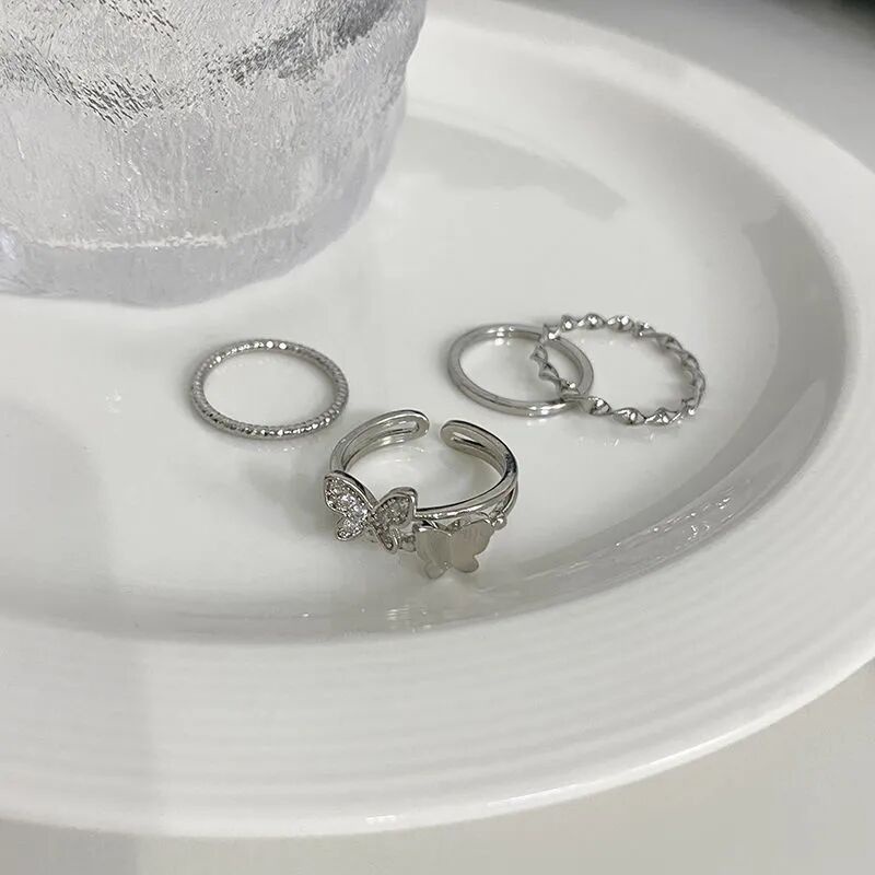 Hàng có sẵn Bộ bốn chiếc nhẫn hình bướm siêu cổ tích độc đáo thời trang độc đáo