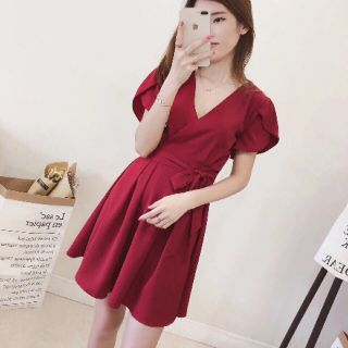 Đầm dự tiệc màu đỏ cổ V đắp chéo thắt nơ eo tay phồng cao cấp ( đầm thiết kế cao cấp)