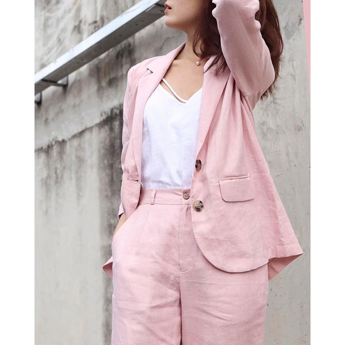 Set bộ 3 món vest blazer Linen ve vuông công sở + Quần ống rộng + Áo 2 dây trẻ trung - Hồng phấn