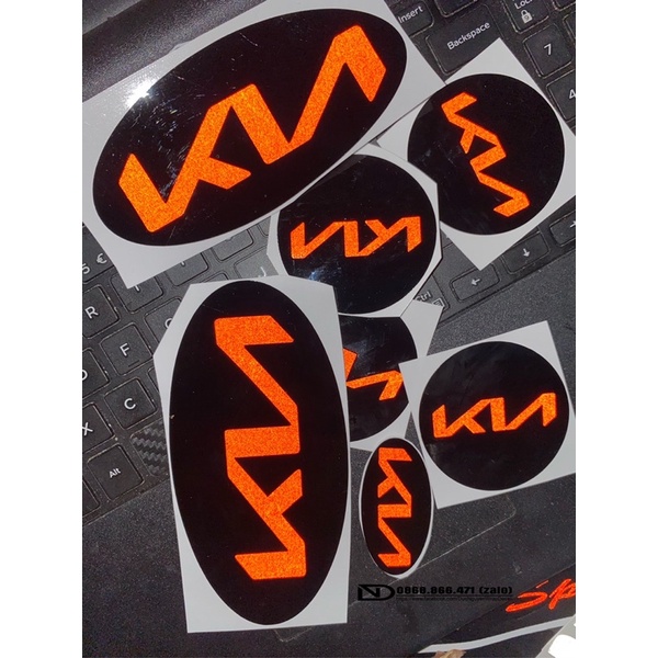 Decal logo KIA mới phản quang 3M(12 miếng)