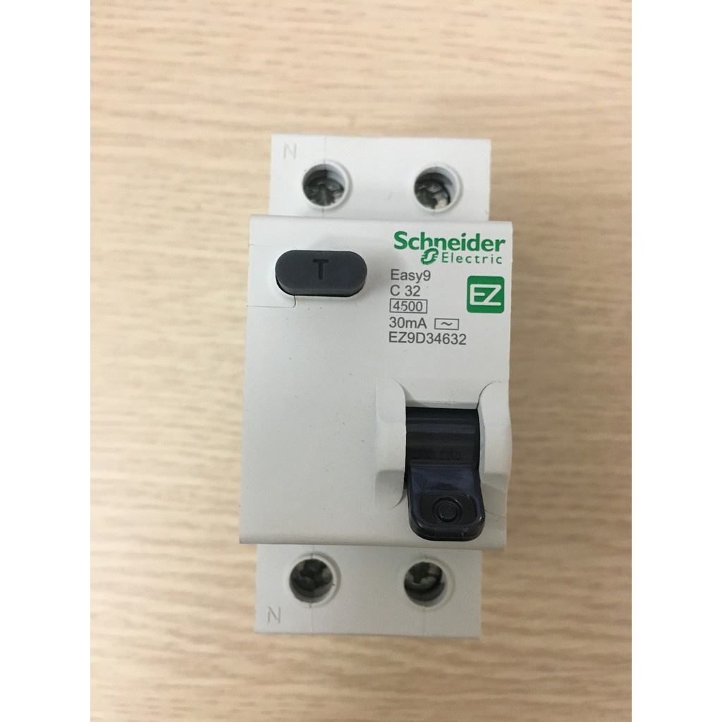 Attomat bảo vệ quá tải, ngắn mạch và dòng rò RCBO Schneider