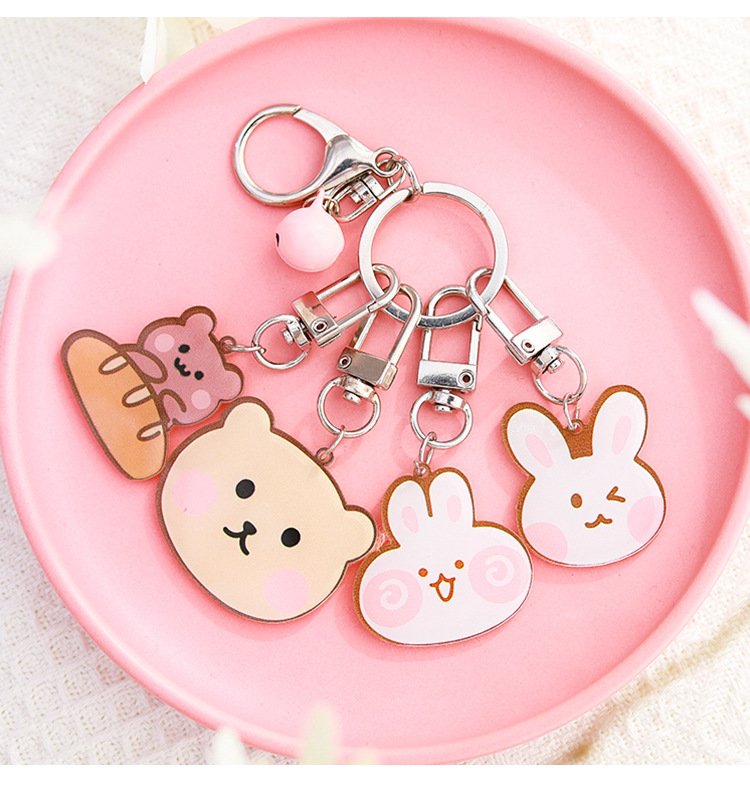 Móc khóa hình nhân vật hoạt hình xinh xắn