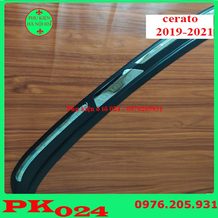 Ốp chống trầy cốp ngoài nhựa đen Cerato 2019-2020 hàng loại 1 dán cốp sau chống xước trang trí xe