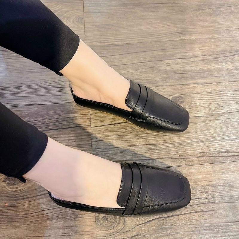 Giày sục nữ mũi vuông kiểu dáng Hàn Quốc da mềm êm 2 màu đen trắng. sục bệt đai ngang