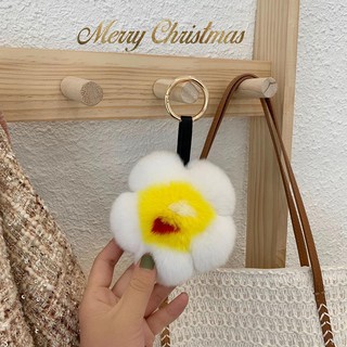 Móc khóa hình bông hoa xinh xắn