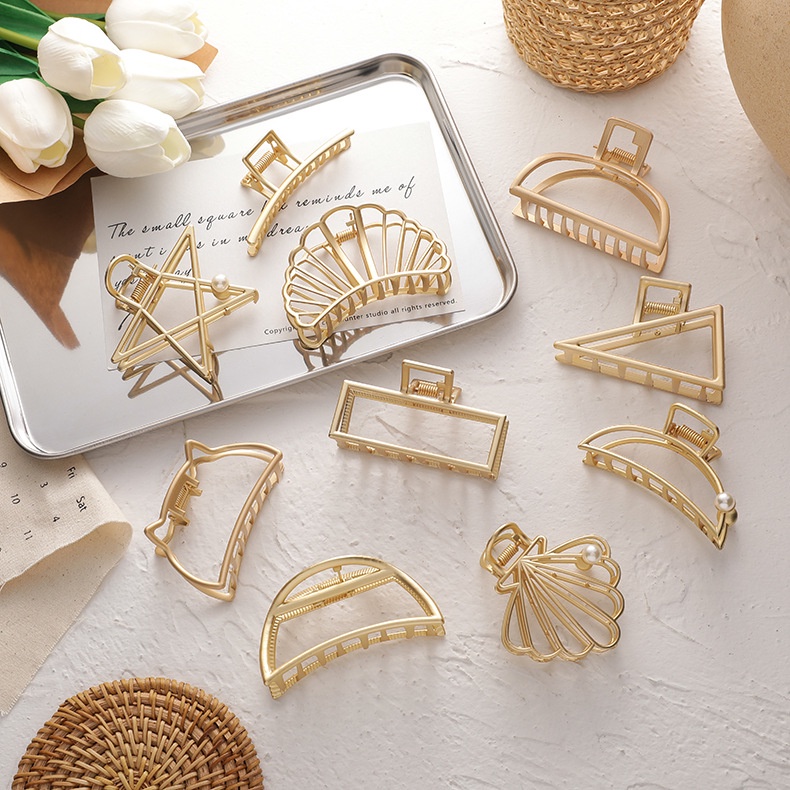 Kẹp Tóc Càng Cua Kim Loại Loại To Màu Vàng Sang Chảnh Jussy Fashion Kiểu Cào Tóc Nhiều Mẩu Vinatge Phong Cách Hàn Quốc