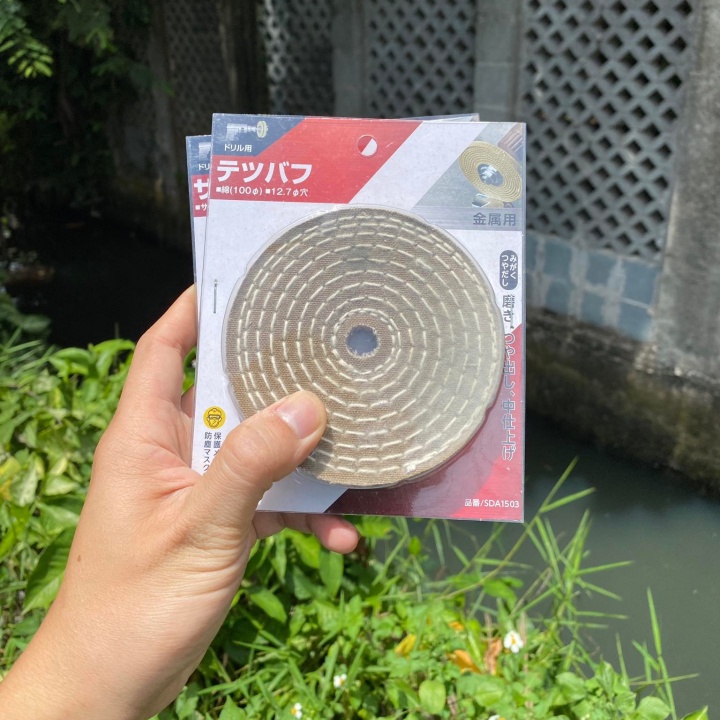 Đầu vải đánh bóng kim loại gắn máy khoan hàng tồn siêu thị nhật