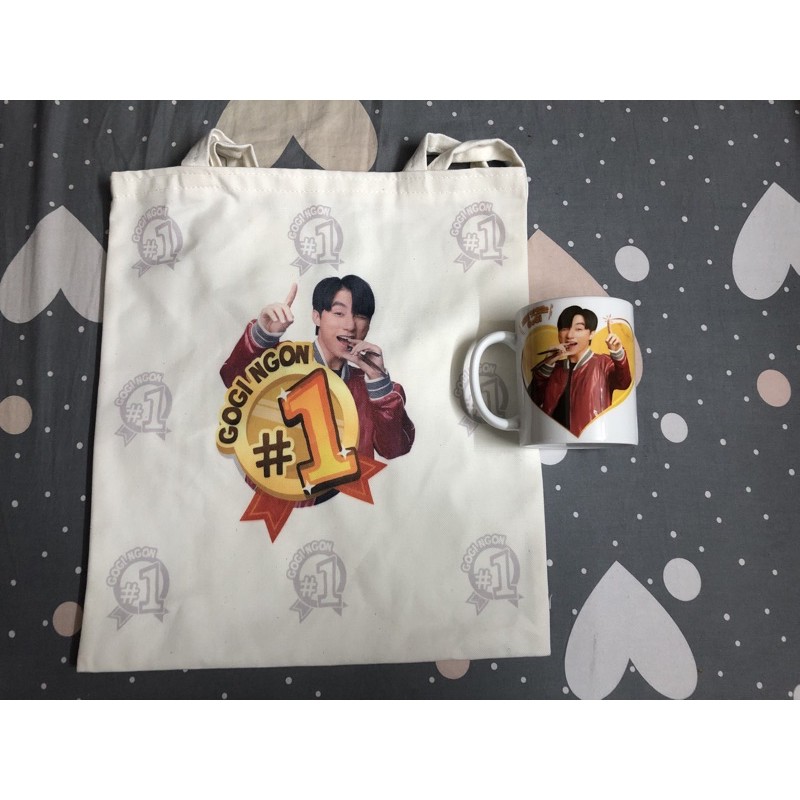 Ly sứ + túi vải in hình Sơn Tùng M-TP