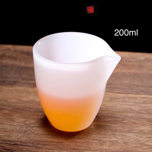 Tống Trà Sứ Ngọc