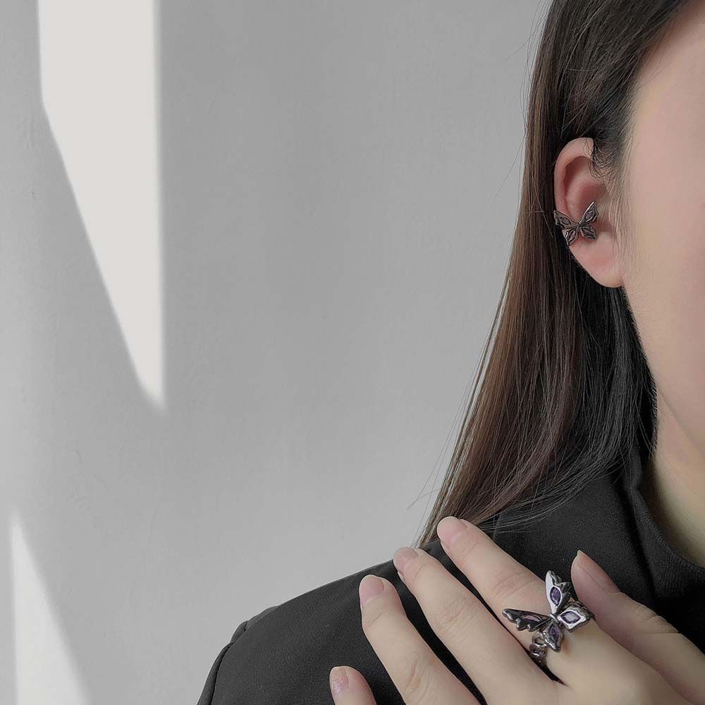 Khuyên tai dạng vòng hở màu trơn hình bướm màu đen phong cách Hàn Quốc cổ điển cho nữ
