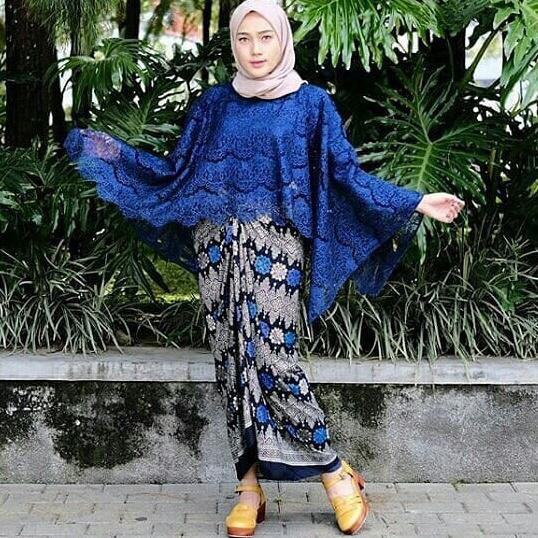 1 bộ áo sơ mi + chân váy GLITTER / MODERN Javanese / COUPLE BATIK / BA | BigBuy360 - bigbuy360.vn