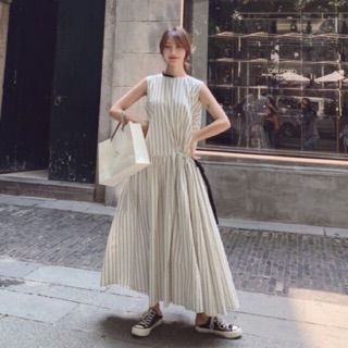 Giảm 30% Đầm dáng xoè chất Linen