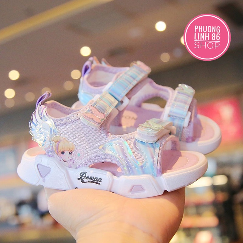 Dép Sandal Trẻ Em Bé Gái Từ 2 Đến 7 Tuổi Quai Ngang Đế Êm Siêu Nhẹ Họa Tiết Công Chúa Đáng Yêu Shop E70 (A02)