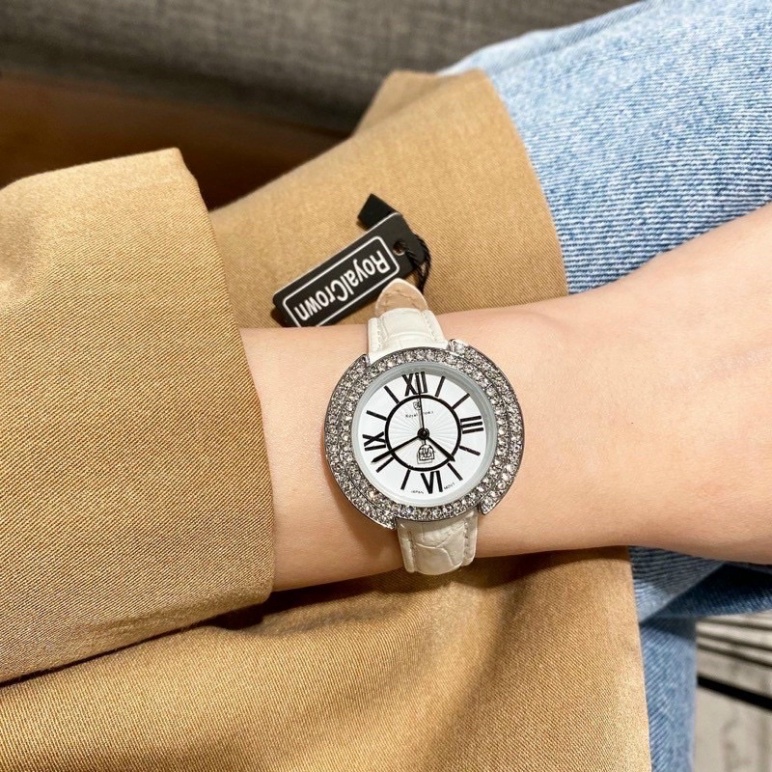 Đồng hồ nữ ROYAL CROW dây da mặt đính đá thời thượng hot trend thời trang giới trẻ, chống nước , bảo hành 12 tháng