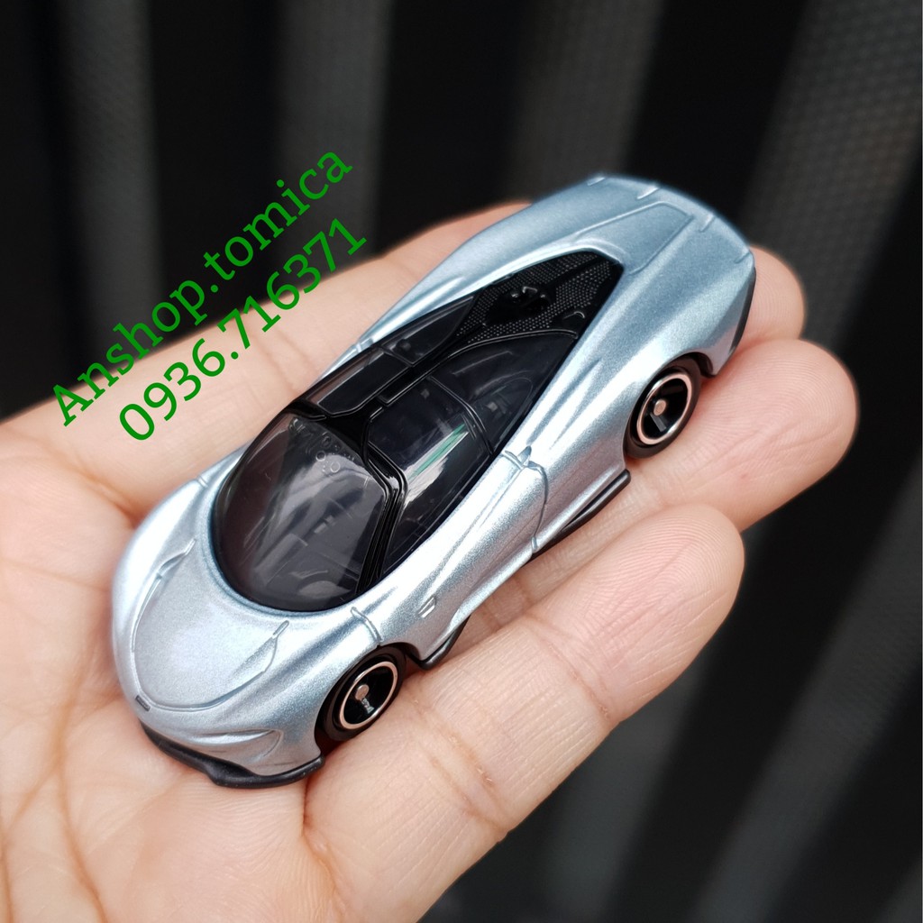 Mô hình xe Mc Laren màu xám tomica Nhật Bản