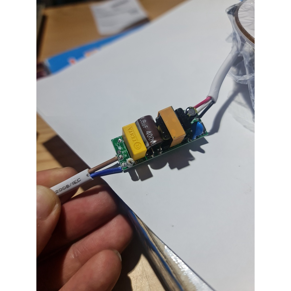 Đèn led âm trần hàng đẹp 7w 3 màu chấn lưu tenta , phi 90 , tiết kiệm điện, đế đúc nhôm tản nhiệt